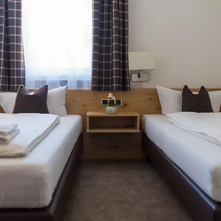 Hotel Hotel Quellenhof 3*